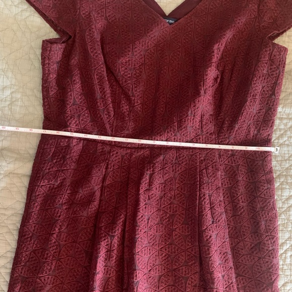 Lands End Dress - Picture 4 of 6